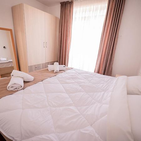 Guest House La Baja Ohrid Exterior photo